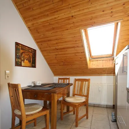 Gemuetliche Pomologische Gartenstrasse Gorlitz