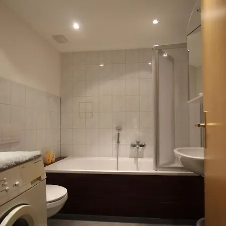 Gemuetliche Pomologische Gartenstrasse Gorlitz