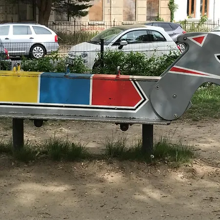 Gemuetliche Pomologische Gartenstrasse *